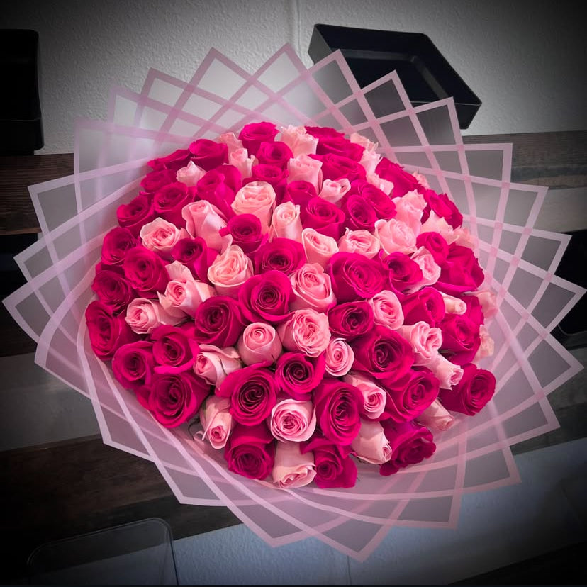 100 mixed roses