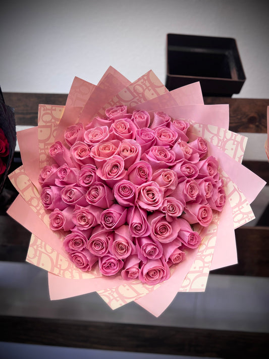 50 pink roses