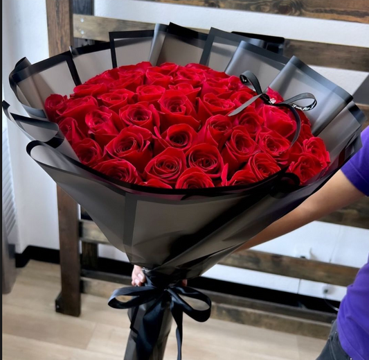 50  Red roses