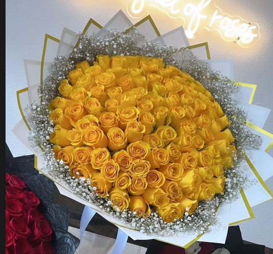 100 yellow roses and baby breath