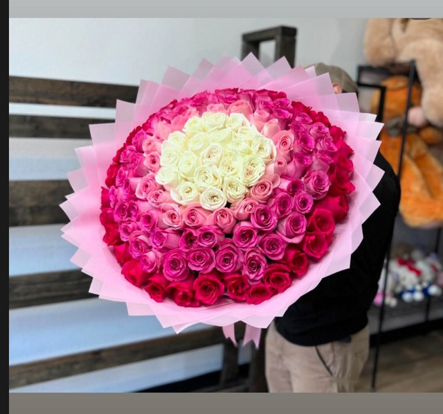 150 White/Pink/Hot Pink/Red Roses with Pink Transparent Wrapping